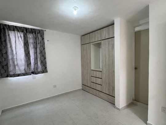 Casa en renta en Rincón de las Fuentes en Apodaca - Photo 1