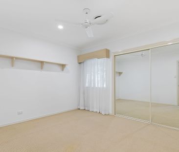 532 Oyster Cove Promenade, Helensvale. - Photo 2