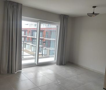 Appartement te huur - Photo 1