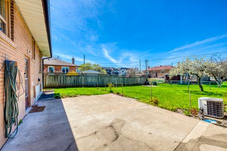 For Lease - 383 Wentworth Street Unit# BSMT, Oakville, Ontario - Photo 4