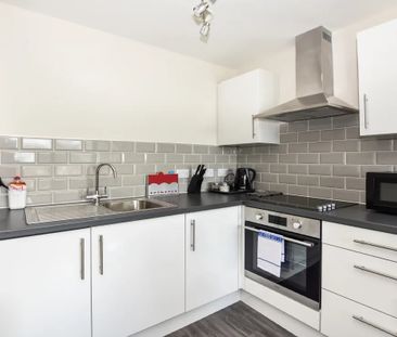 2 bedroom apartment to rent - Photo 5