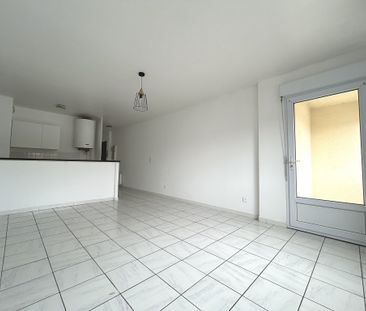 Location Appartement 1 pièce 33m² - Photo 2
