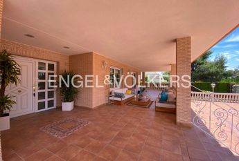 Casa o chalet de alquiler en Calle Murcia, Serra