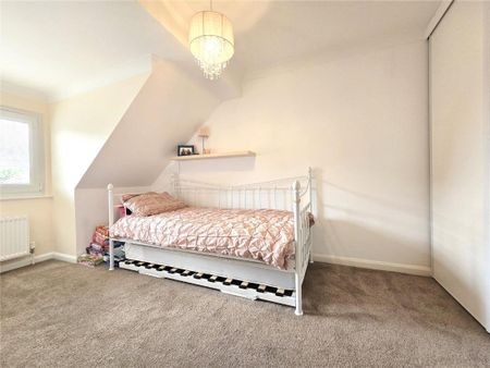 4 bed detached house to rent in Homestead Close, Rayleigh, SS6 - Photo 5