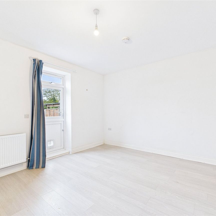 1 bedroom Flat in Grenfell Road, Maidenhead - Photo 1