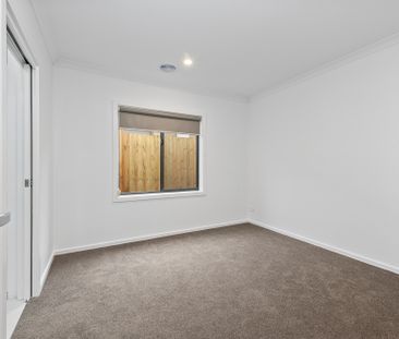 Stunning 4-Bedroom Family Home in Winter Valley - Photo 1