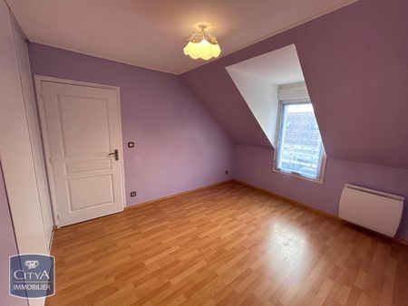 Location Maison 4 pièces 82m² CHANGE 72560 - Photo 4