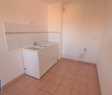 Location Appartement 3 pièces 69m² CARPENTRAS 84200 - Photo 5