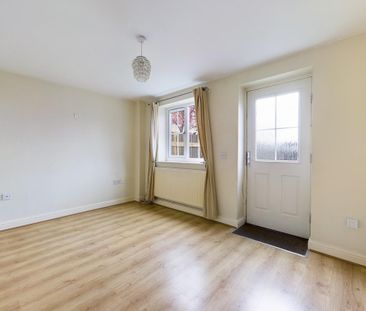 2 bedroom townhouse to rent - Photo 2