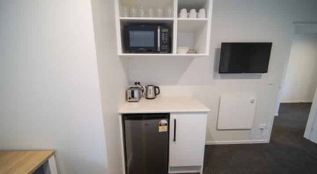 Sunny Balcony Studio Unit - Photo 2