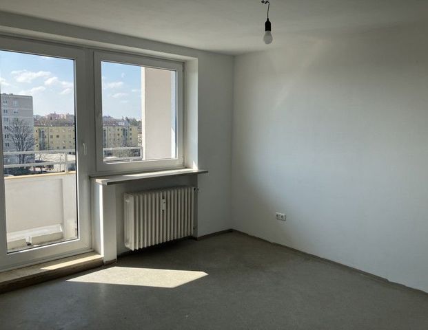 Ideal für Pendler, Singles oder junge Paare! 2 Zimmer Wohnung mit Balkon - Foto 1