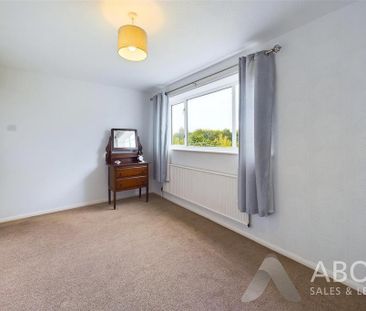 3 bedroom detached house to rent - Photo 3