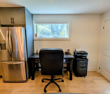 For Lease - 3239 Cove Avenue, Innisfil, Ontario - Photo 4