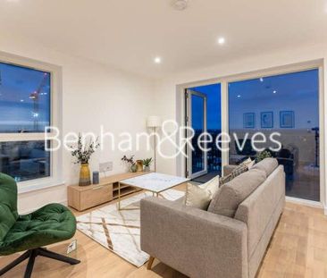 Sibley House, Cedrus Avenue, UB1 - Photo 5