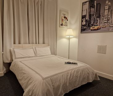 Room in a Shared House, Frith Road, E11 - Photo 3