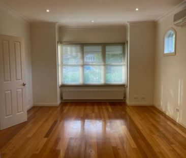 Unit 1/21 Collins Street, - Photo 4