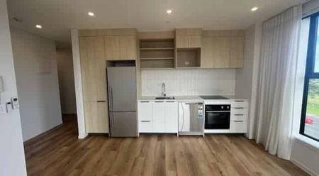 Top Level Apartment - Photo 4