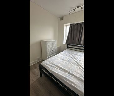 Room in a Shared Flat, Kennyland Court, NW4 - Photo 4