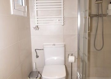 barcelona, Catalonia 08025