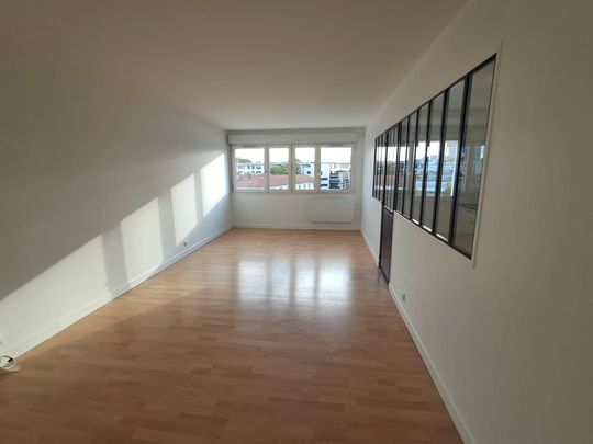 Rental Apartment Paris 12th Bercy - Photo 1