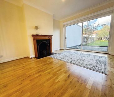 3 bedroom terraced house to rent - Photo 4