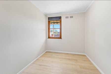 Stylish, spacious, and ready for family living! - Photo 5