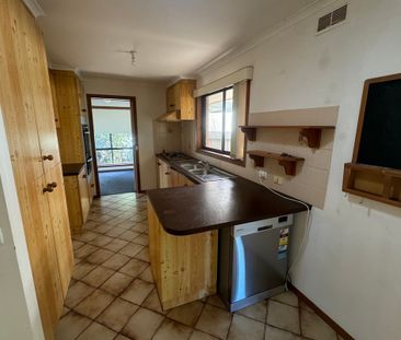 3 BEDROOM HOME IN SOUTH SHEPPARTON! - Photo 6