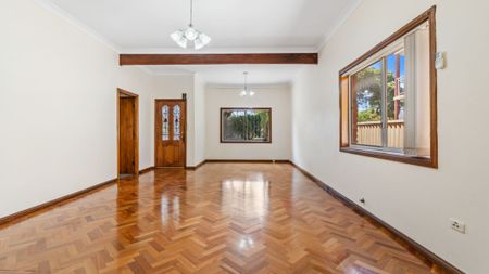 10 Cambridge Avenue, 2200, Bankstown Nsw - Photo 4