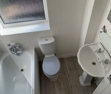 2 Bed End Terrace, Fairmead Close, NG3 - Photo 1