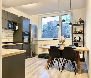 Pronájem bytu 2+1 s lodžií, Francouzská ul. Kroměříž - Fotografie 5