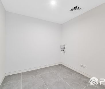 Brand new 2 bedrooms +study apartment move in now! - Photo 1