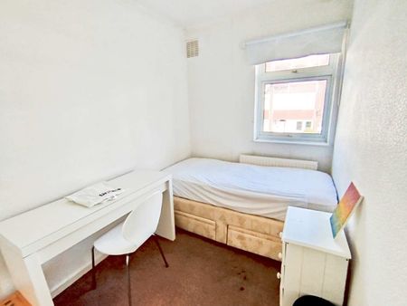 YOHO Queen Mary Room 1 - Photo 2