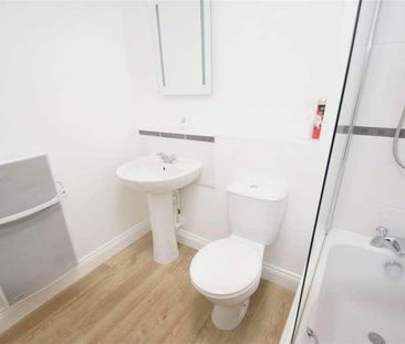 Freemantle, SO15 - Photo 2