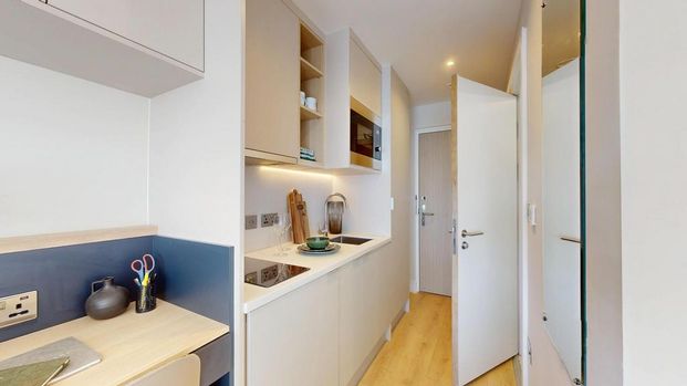 Studio to rent - Photo 1