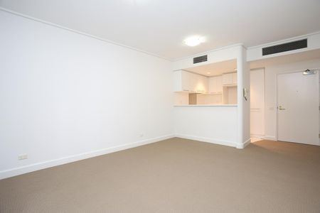 38/1 Wellington Crescent, East Melbourne VIC 3002 - Photo 2