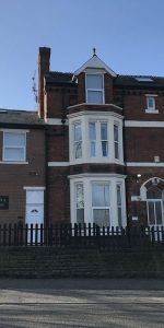 Mixed use to rent - Photo 4