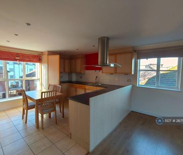 2 bedroom flat to rent - Photo 4
