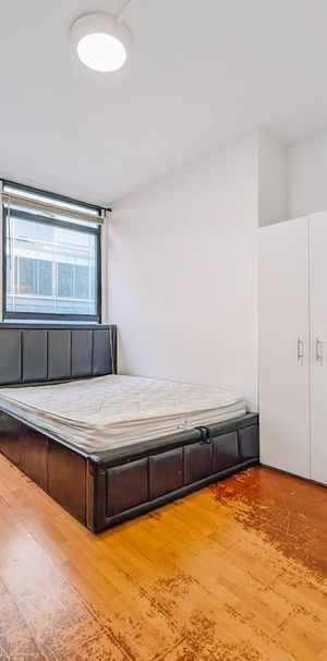 Studio Flat, Gray's Inn Road, WC1X - Photo 1