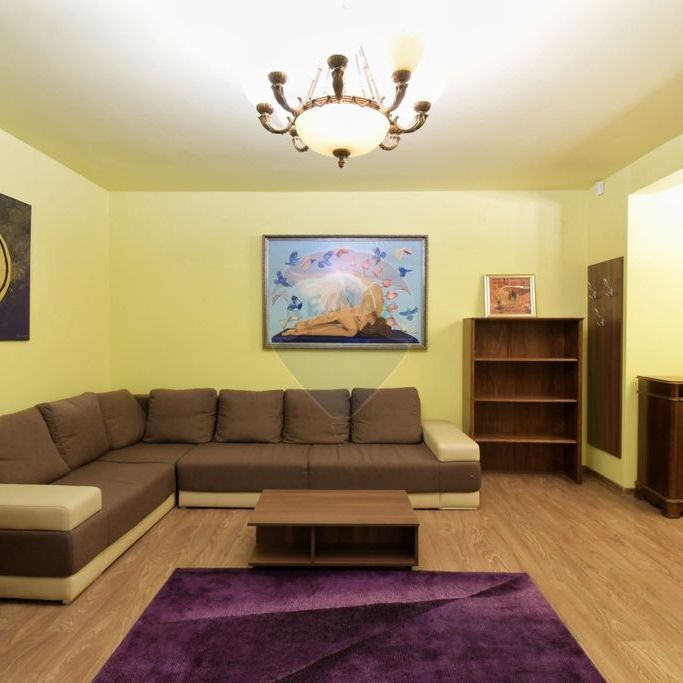 Casa cu 5 camere de inchiriat, zona Becas - Fotografie 1