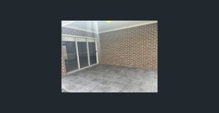 Impressive family home - Photo 4