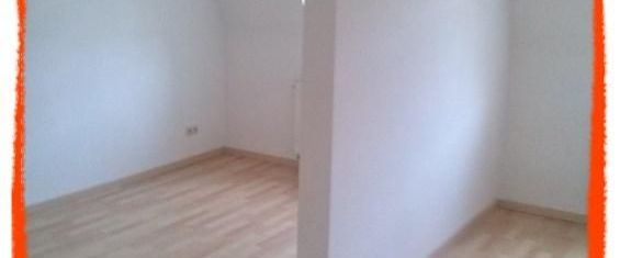 4-Zimmer-Hübsche-Maisonetten-Dachwohnung in beliebter Lage Zwickaus zu vermieten! - Photo 1