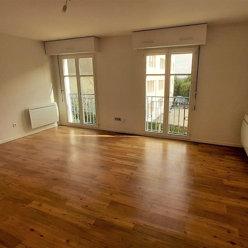 location Appartement T3 DE 80.72m² À ST GERMAIN EN LAYE - Photo 1