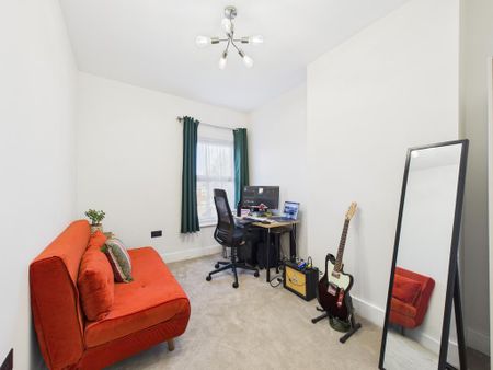 2 bedroom terraced house to rent - Photo 5