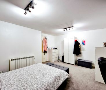 Modern One Bedroom Flat to Rent in Maidstone - Photo 4