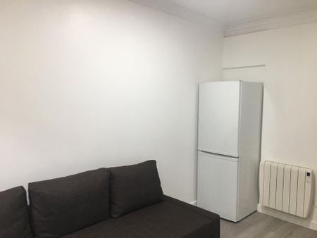 Studio Flat, Parsonage Street, E14 - Photo 3