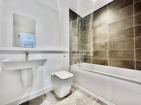 2 bedroom apartment to rent - Photo 5