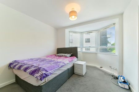 2 bedroom apartment - Photo 4