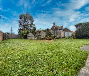 4 bedroom detached house to rent - Photo 3