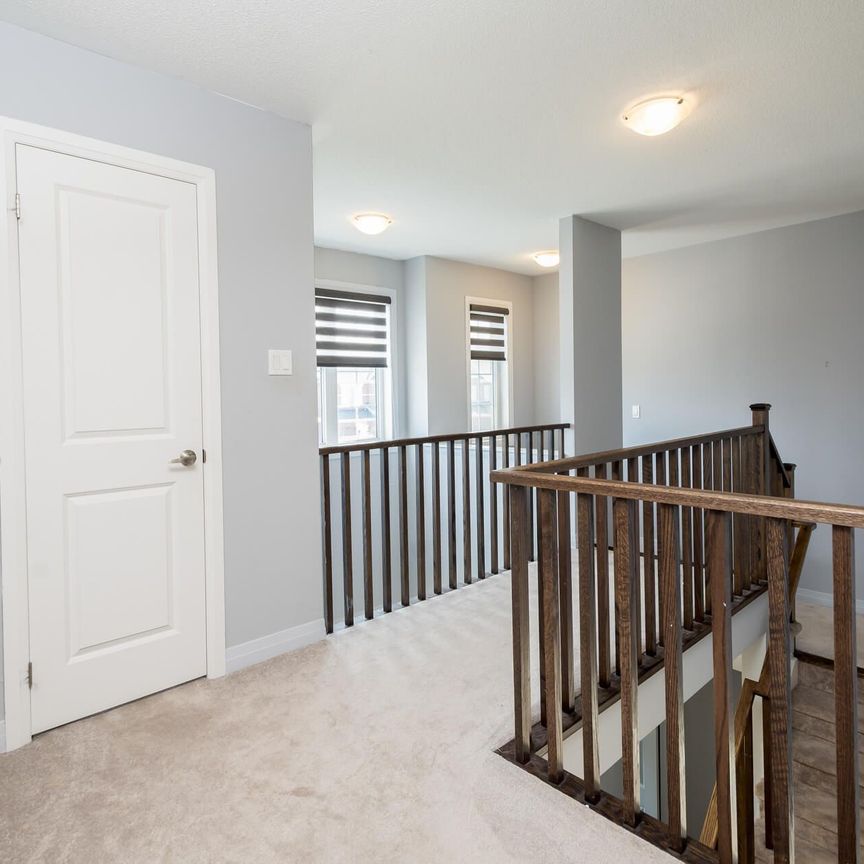 For Lease - 142 Martin Trail, New Tecumseth, Ontario - Photo 1