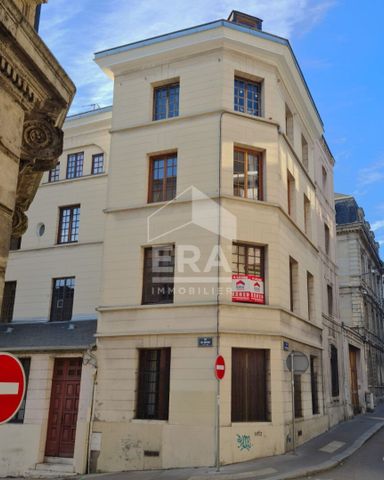 Grand studio avec chauffage et eau compris centre ville de Rouen - Photo 3